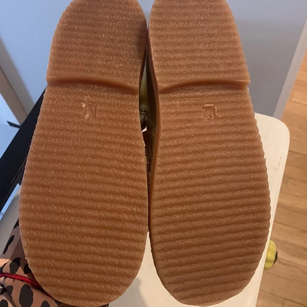 Mini boden size 36 Girls Gold Boots - Picture 6 of 6